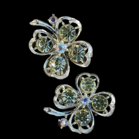 Vintage Lisner 4 Leaf Clover Rhinestone Earrings - Picture 1 of 5